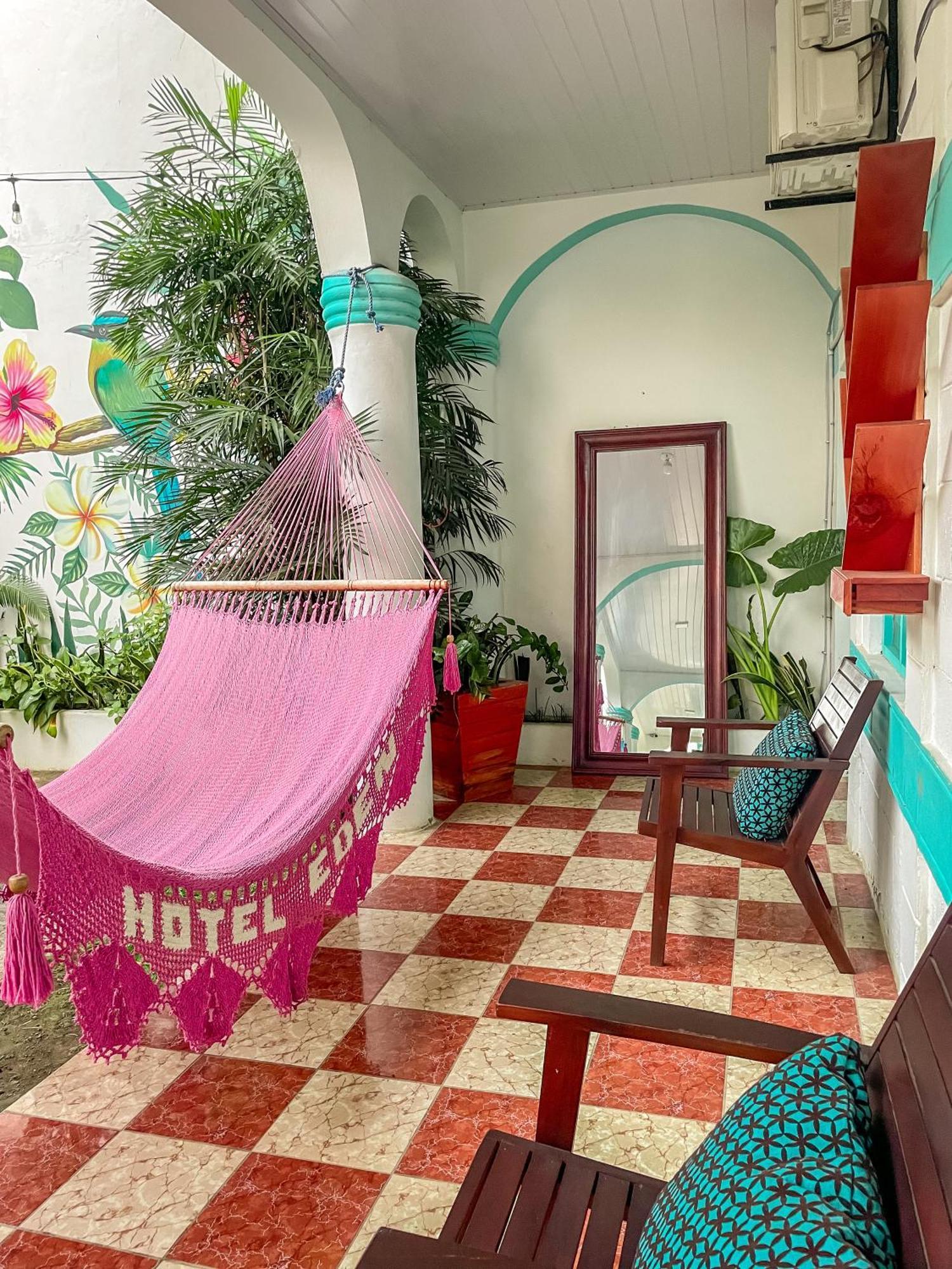 Hostal Eden Moyogalpa Eksteriør billede