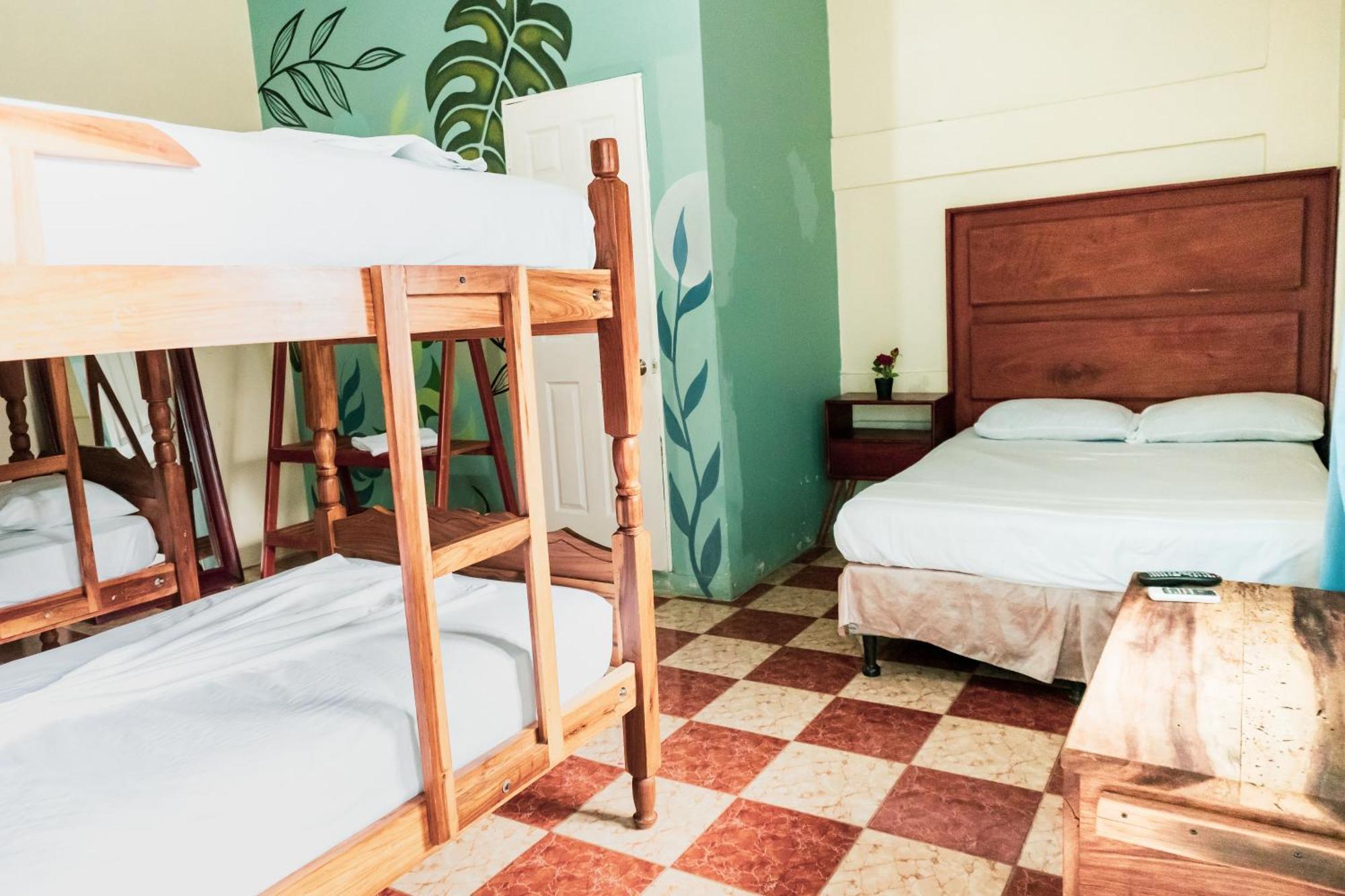 Hostal Eden Moyogalpa Eksteriør billede