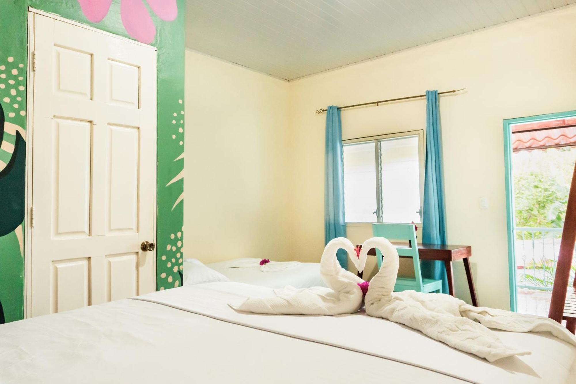 Hostal Eden Moyogalpa Eksteriør billede