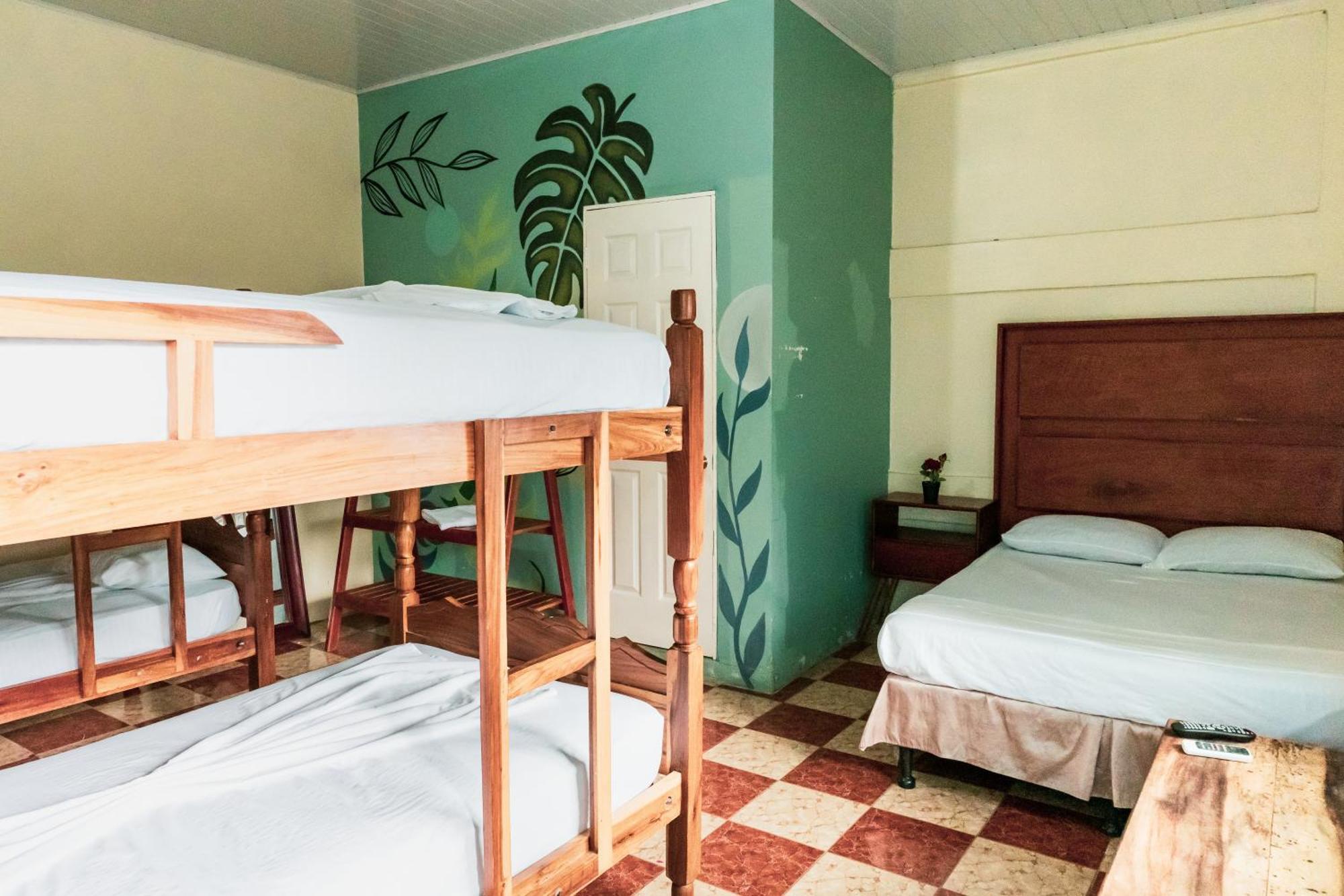 Hostal Eden Moyogalpa Eksteriør billede