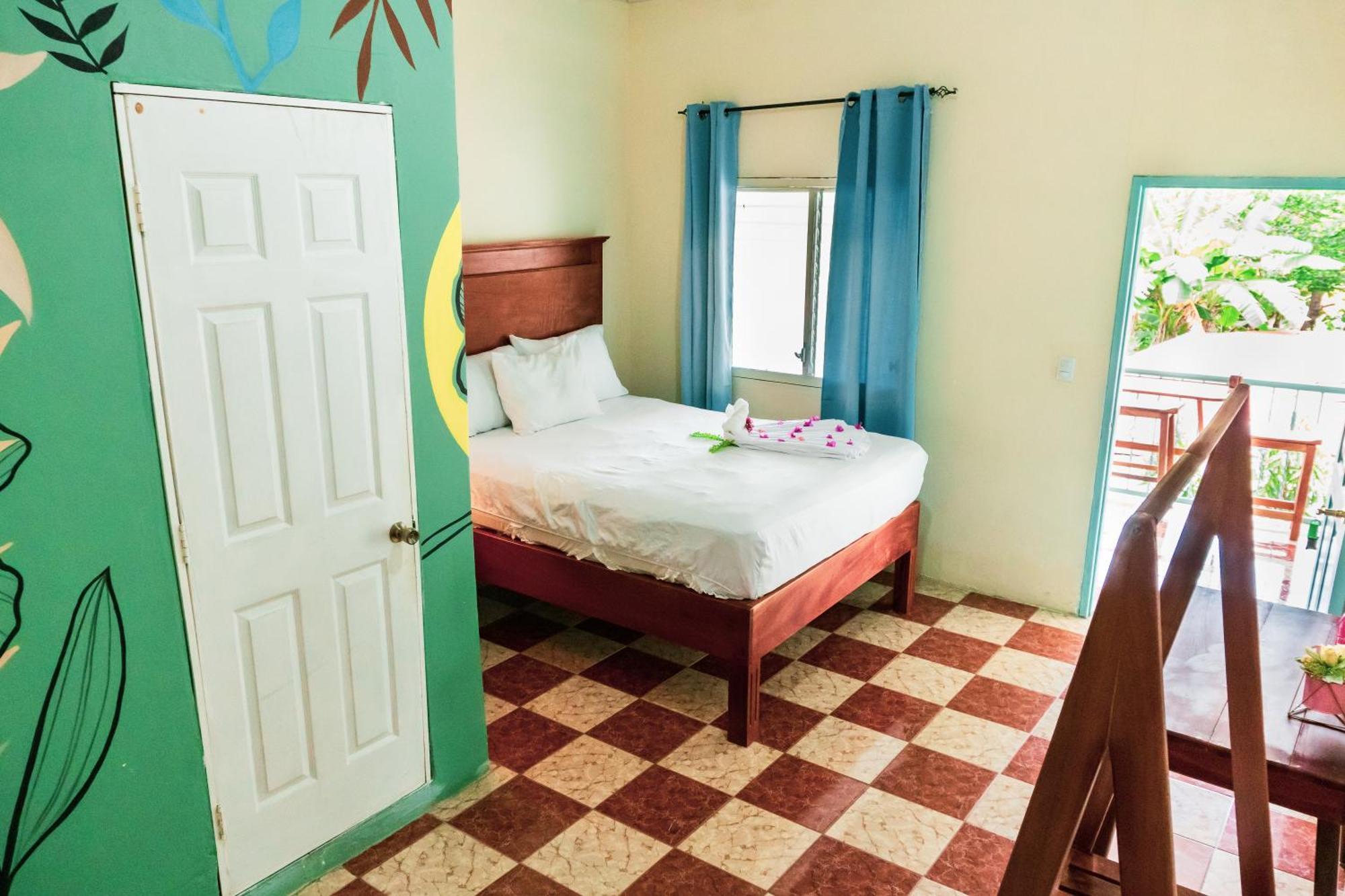 Hostal Eden Moyogalpa Eksteriør billede